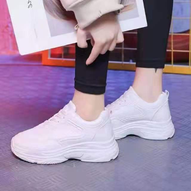 Korean white hot sale shoes shopee