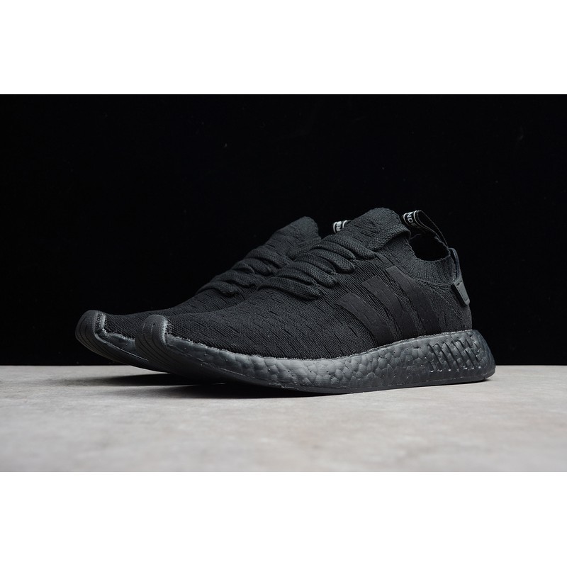 Nmd r2 hotsell primeknit triple black