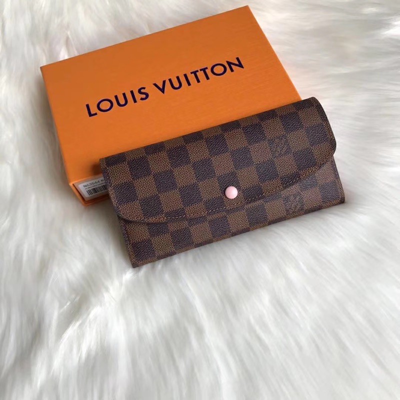 Louis Vuitton Sarah Wallet