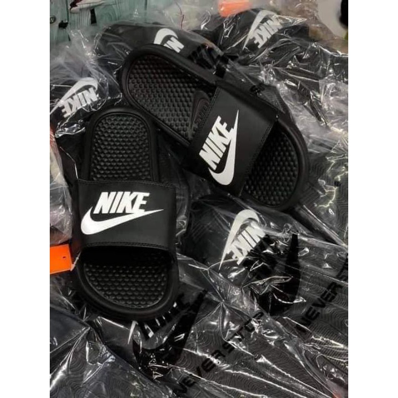 Nike cloudfoam slippers store