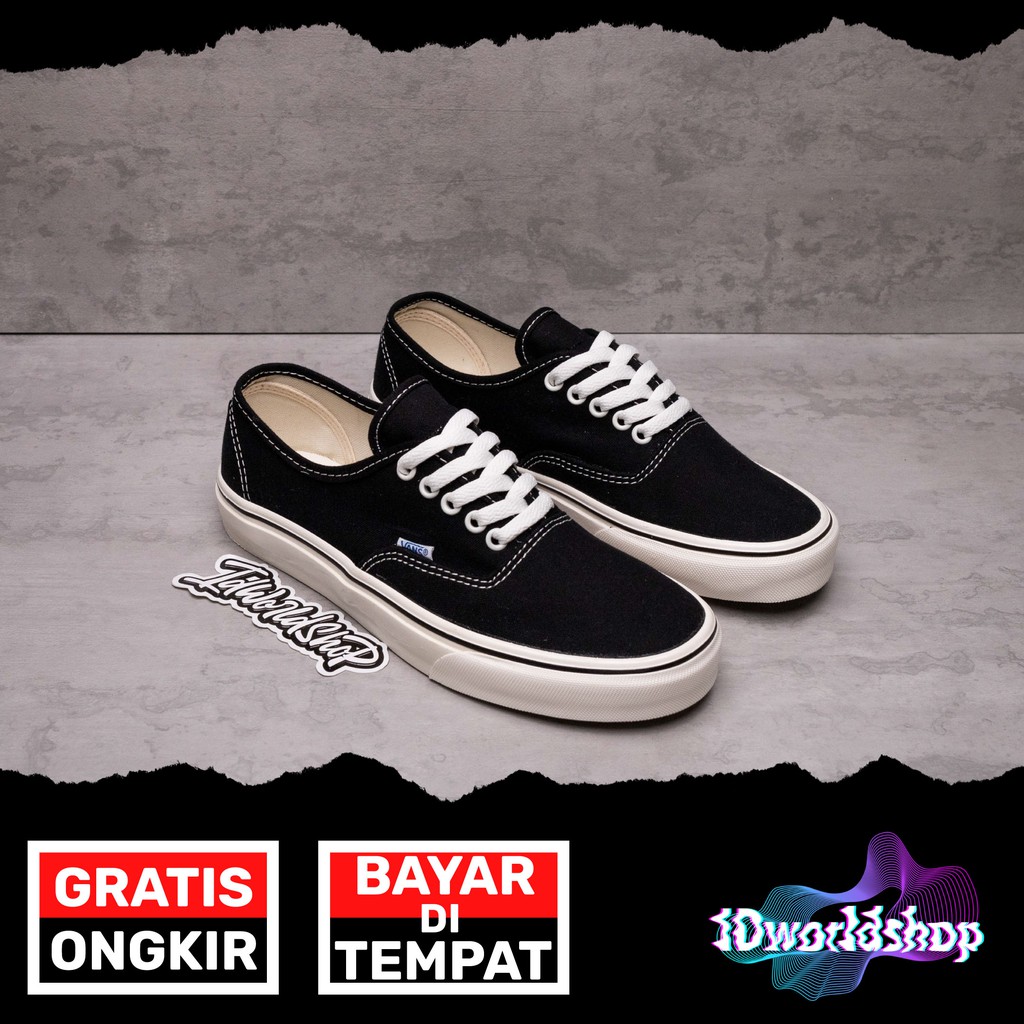 Vans authentic outlet black ultracush