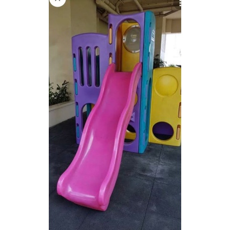 Little tikes playset with on sale 2 slides and tunnel