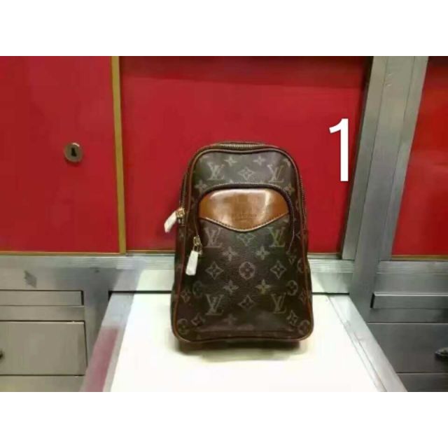 COD Louis Vuitton LV Mens chest crossed leather body bag