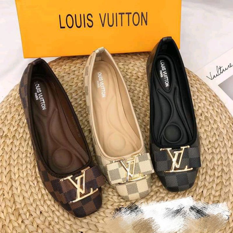 Authentic Louis Vuitton Women flat shoes