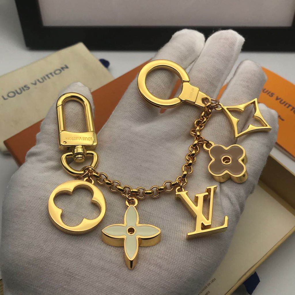 Louis vuitton chain bag charm hot sale