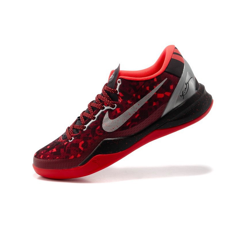 Kobe bryant best sale sneakers 8