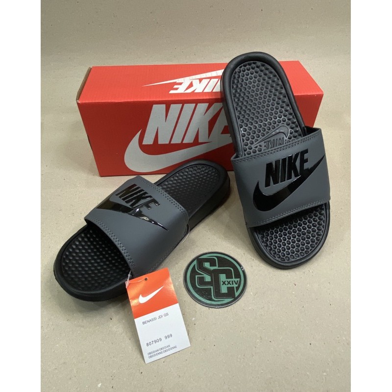 Nike cheap benassi gray