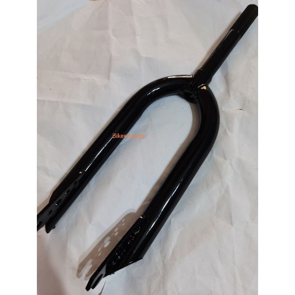 Bmx front outlet fork