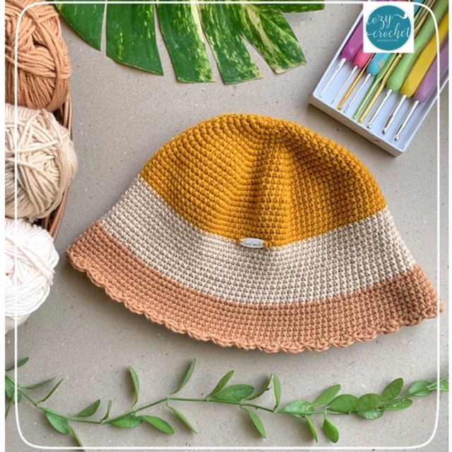 Crochet Bucket Hat in Tricolor, Handmade