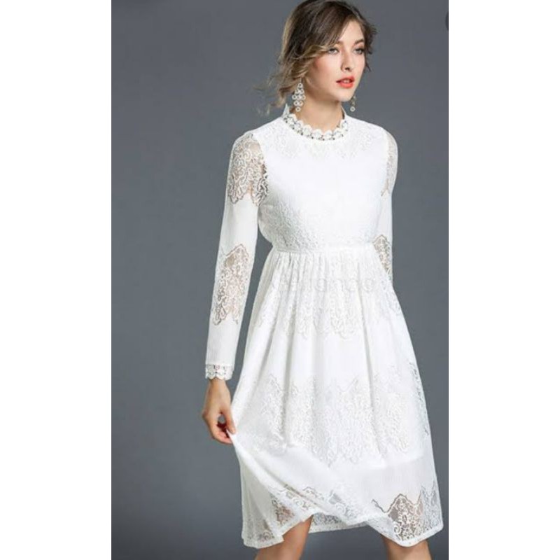 White lace best sale dress with sleeves