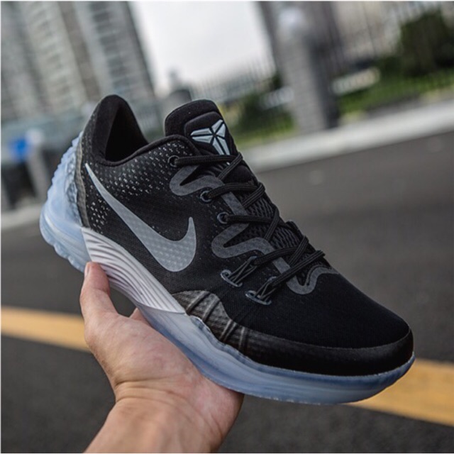 Kobe venom outlet