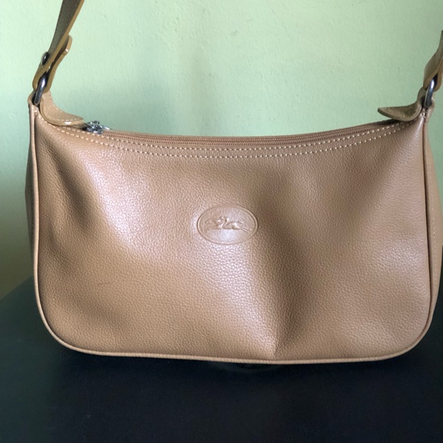 Vintage longchamp discount crossbody bag