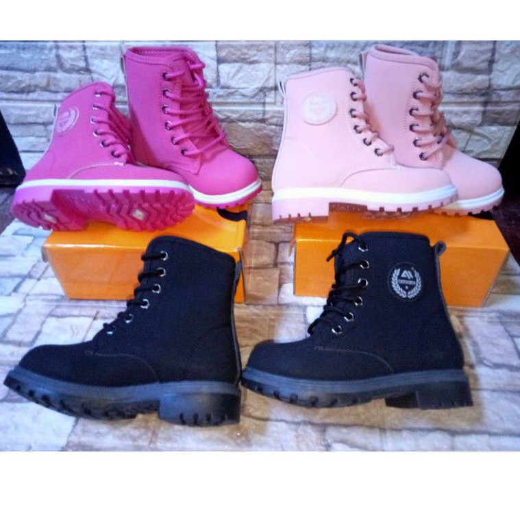 Girls boots infant size hot sale 7