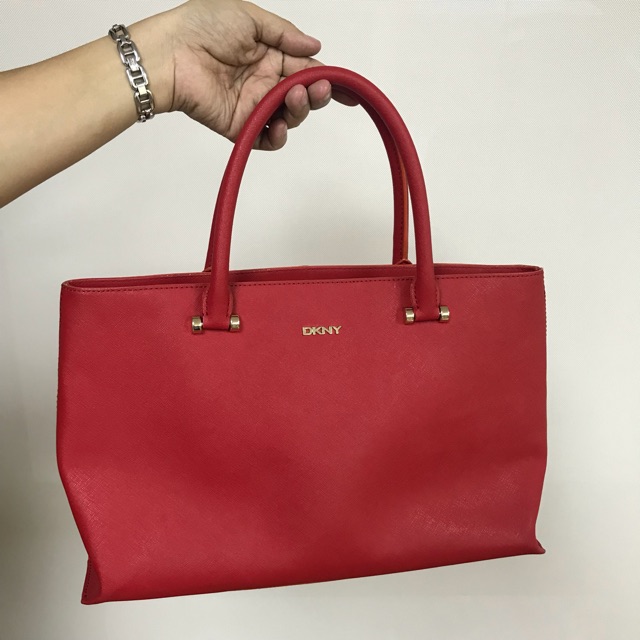 Dkny saffiano best sale leather tote