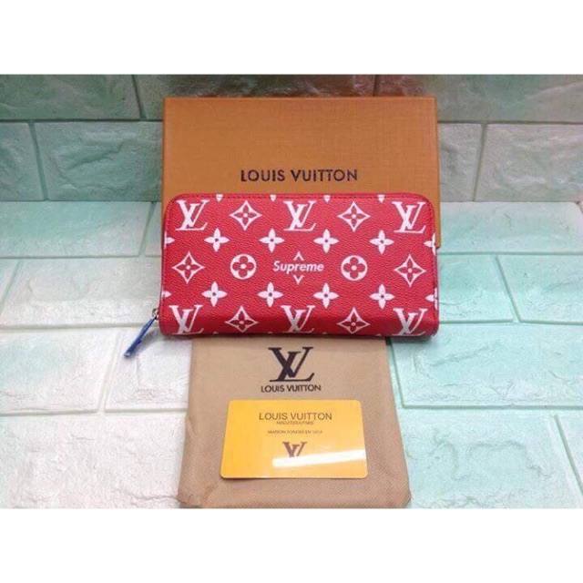 Louis Vuitton supreme wallet