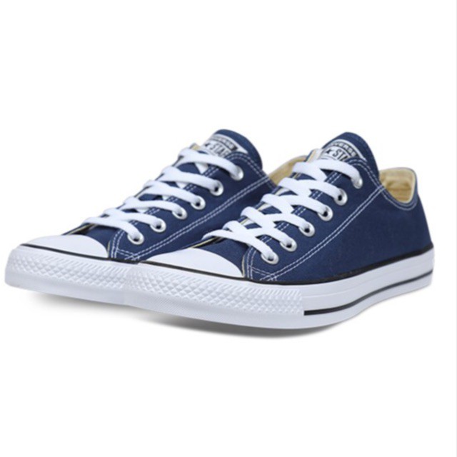 Navy blue shop low cut converse