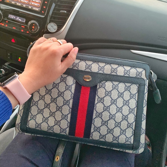 Gucci bag with online money