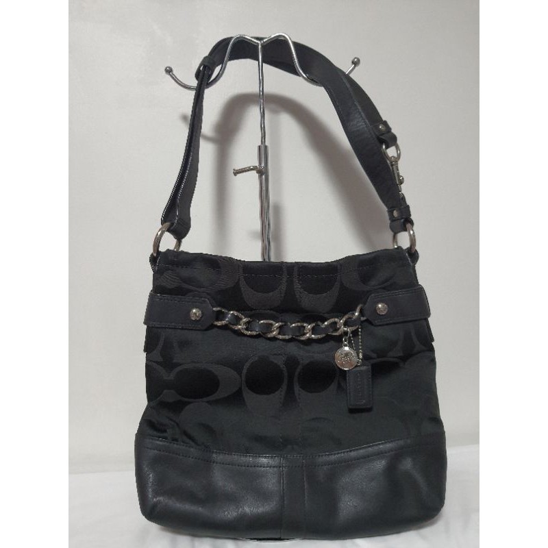Vintage coach shoulder bag sales