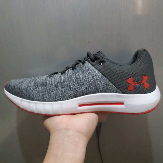 Under armour men's micro g pursuit twist sale