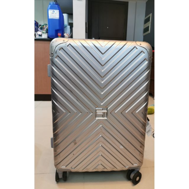 Urban luggage 2024