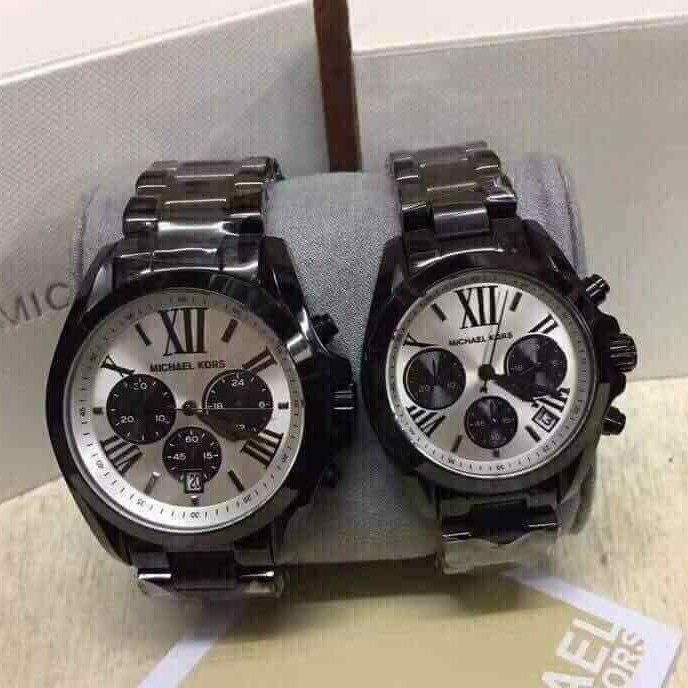 Michael kors black and hotsell white watch