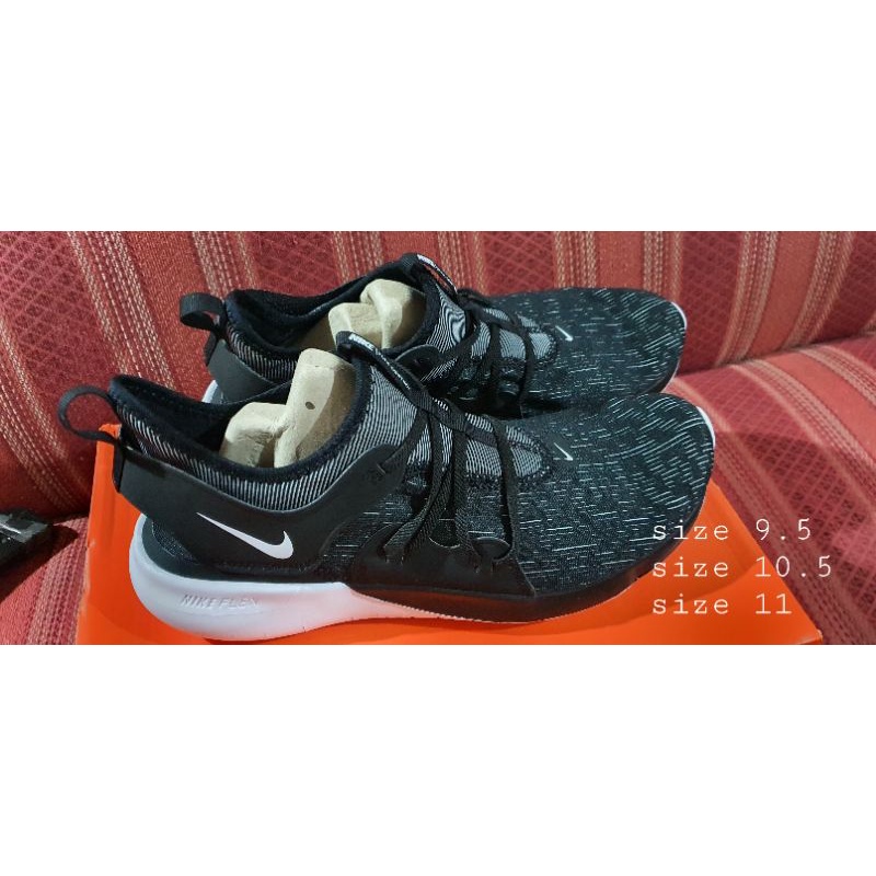 Nike flex contact hot sale 3 sneaker