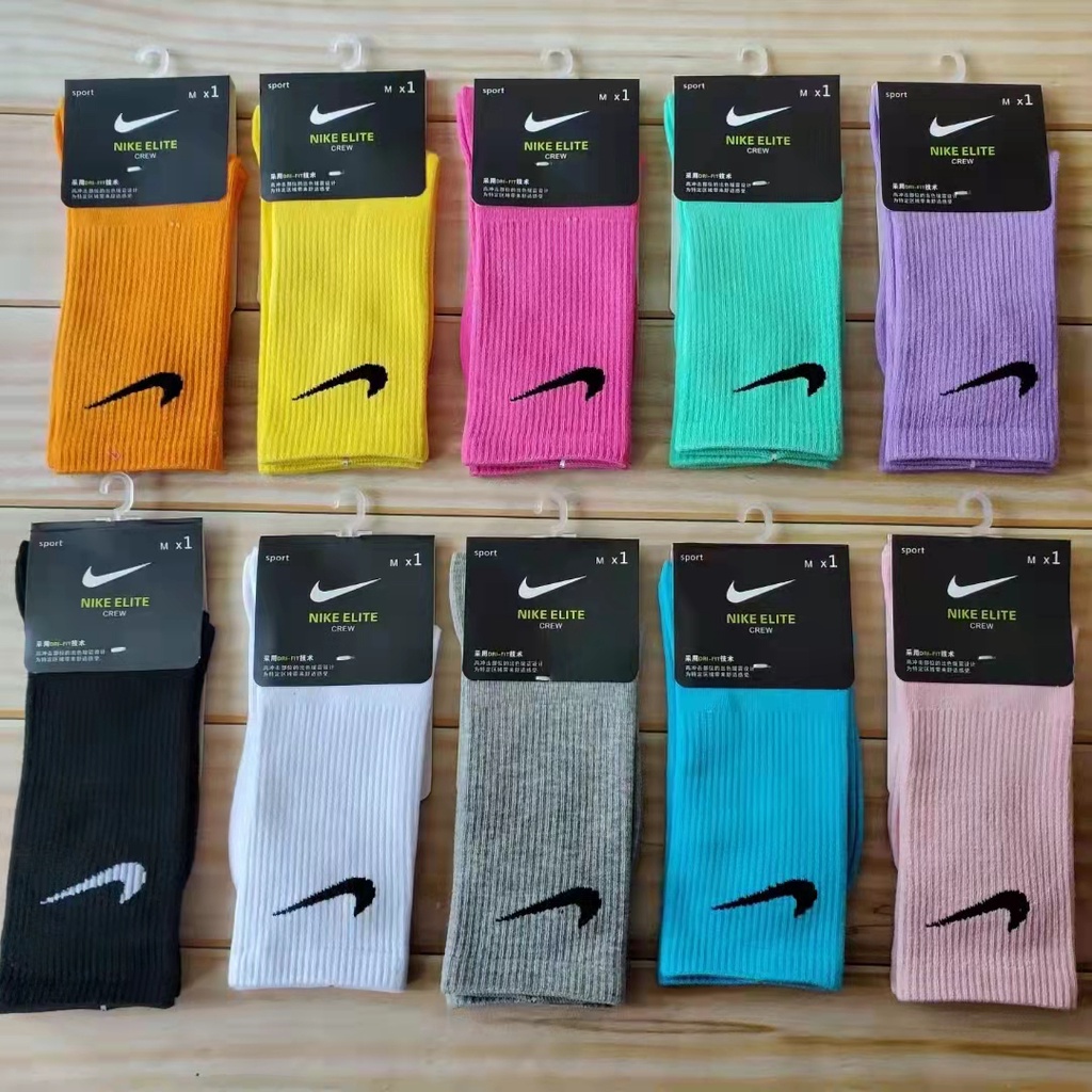 Nike socks hot sale colored swoosh