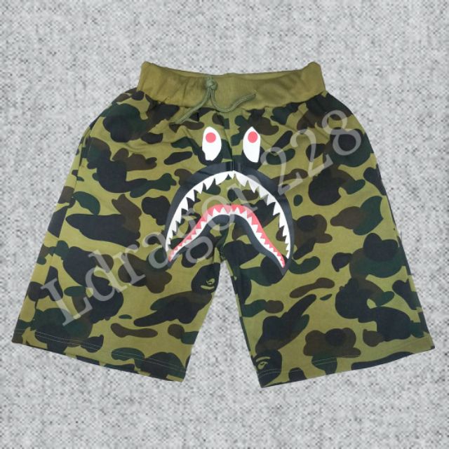 Green camo bape on sale shorts