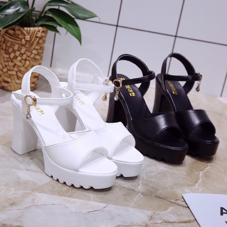 Korean sandals best sale with heels