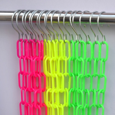 Plastic chain for hanging clothes hotsell