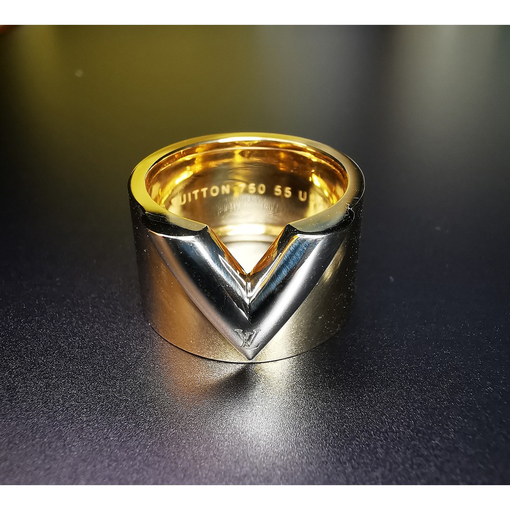 Louis Vuitton` RIng band/ 18k real gold