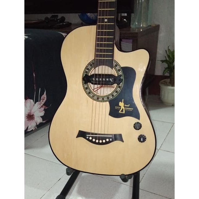 Guitar with deals equalizer price