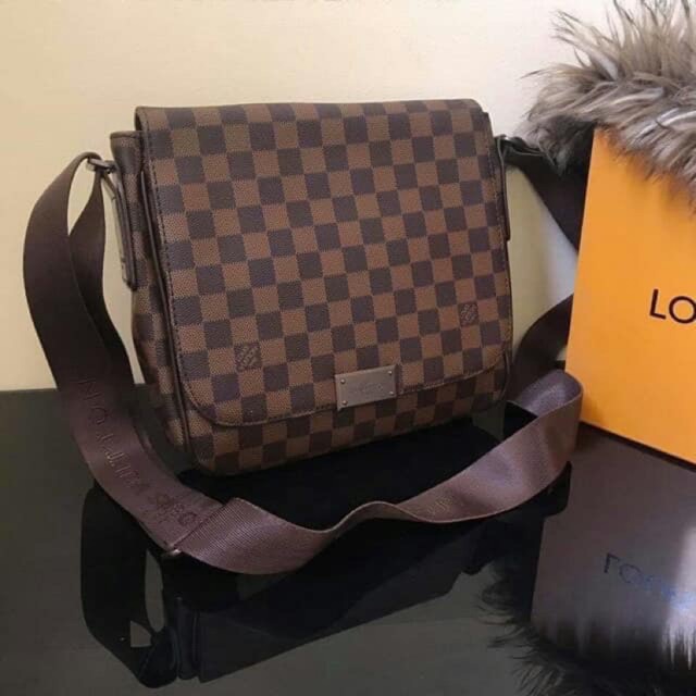 Mens lv messenger online bag