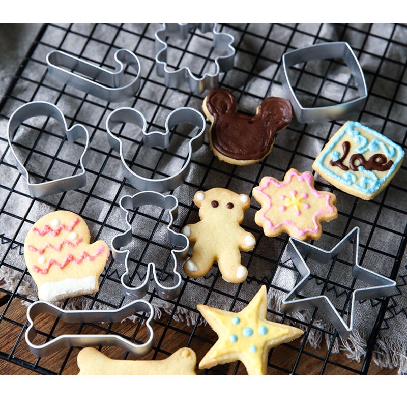 3pcs Vegetable Fruit Cutter Stainless Cookie Cutters Shapes Set With  Anti-slip Protection Handle For Cute Pastry Bento Lunch Kids Party