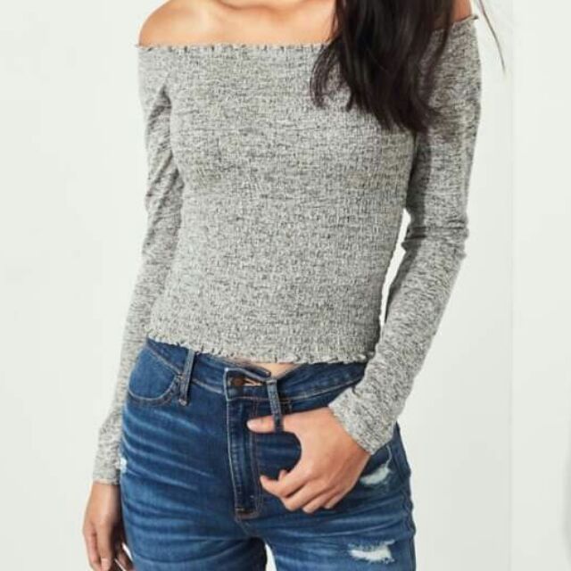 Hollister smocked off clearance the shoulder crop top