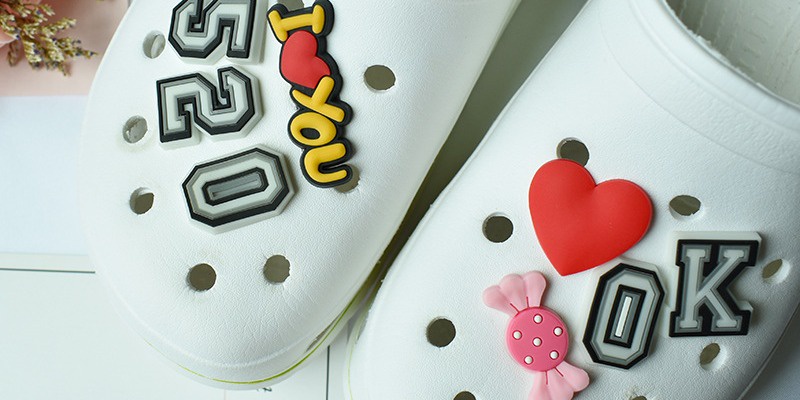 18 Pcs KAWS Croc Charms for Cartoon Shoe Sandals Decorations for Boys,  Girls, Teens, Men, Women, Adults Party Favo 