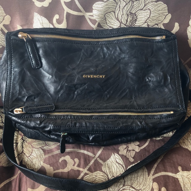 Authentic best sale givenchy pandora