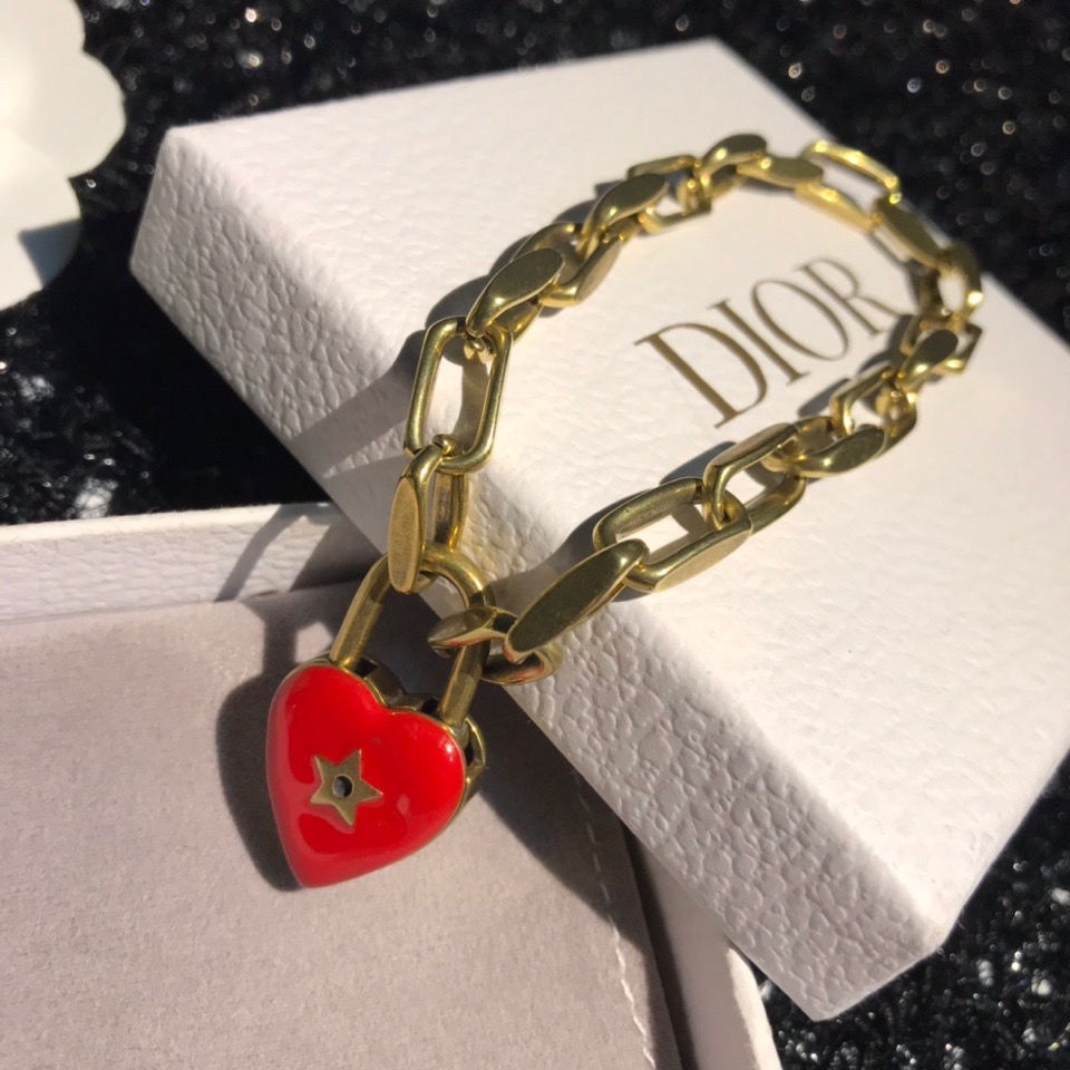 Dior heart deals bracelet