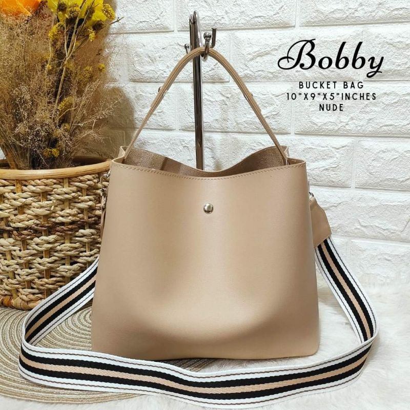 Bucket Bag with Sling
