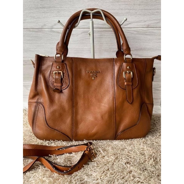 Tan prada outlet purse