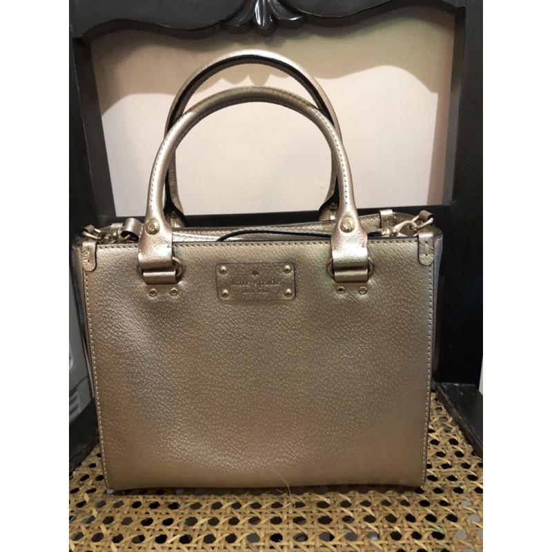 Kate spade 2025 metallic tote