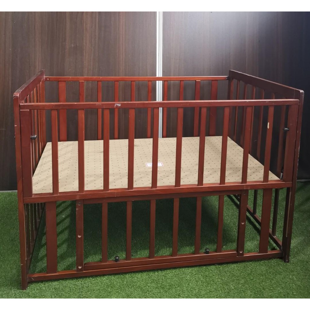 Used 2024 convertible crib