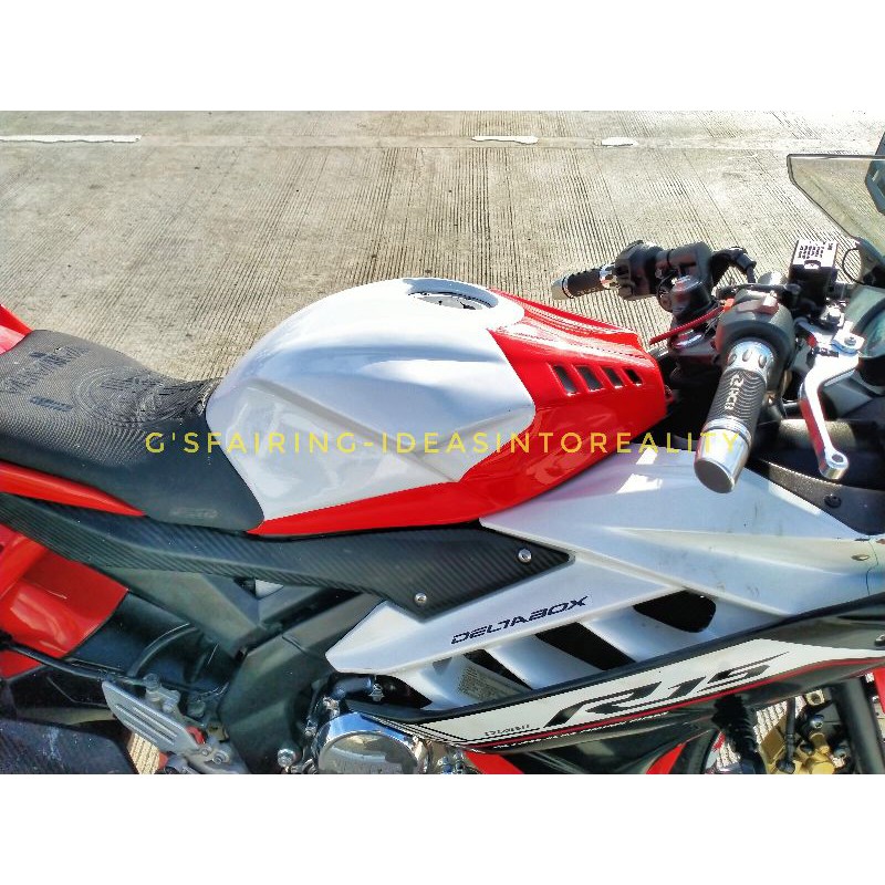 Yamaha r15 v2 tank on sale cover