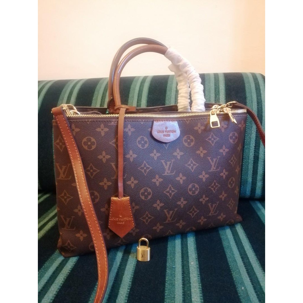 LV Luxury Bag Mono\\