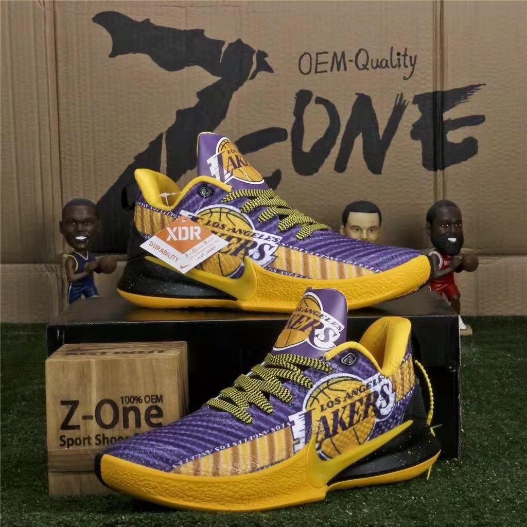 Kobe bryant basketball outlet shoes 2019