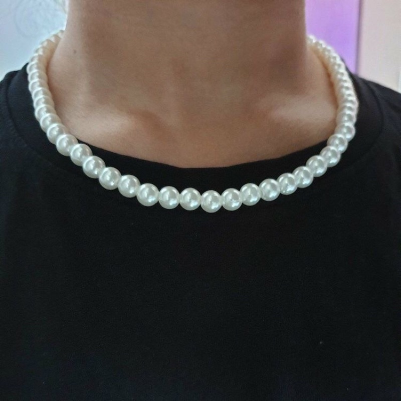 The clearance pearl necklace