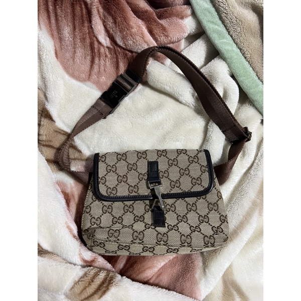 Gucci monogram hot sale belt bag