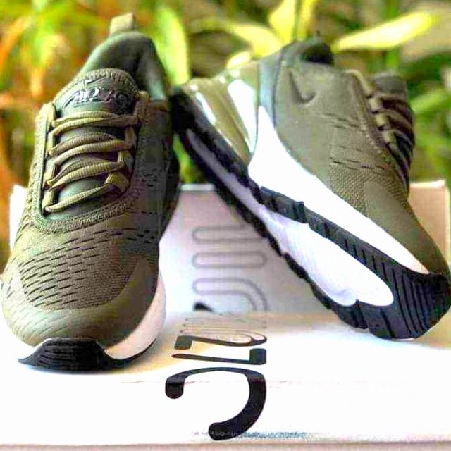 Army green hot sale nike 270