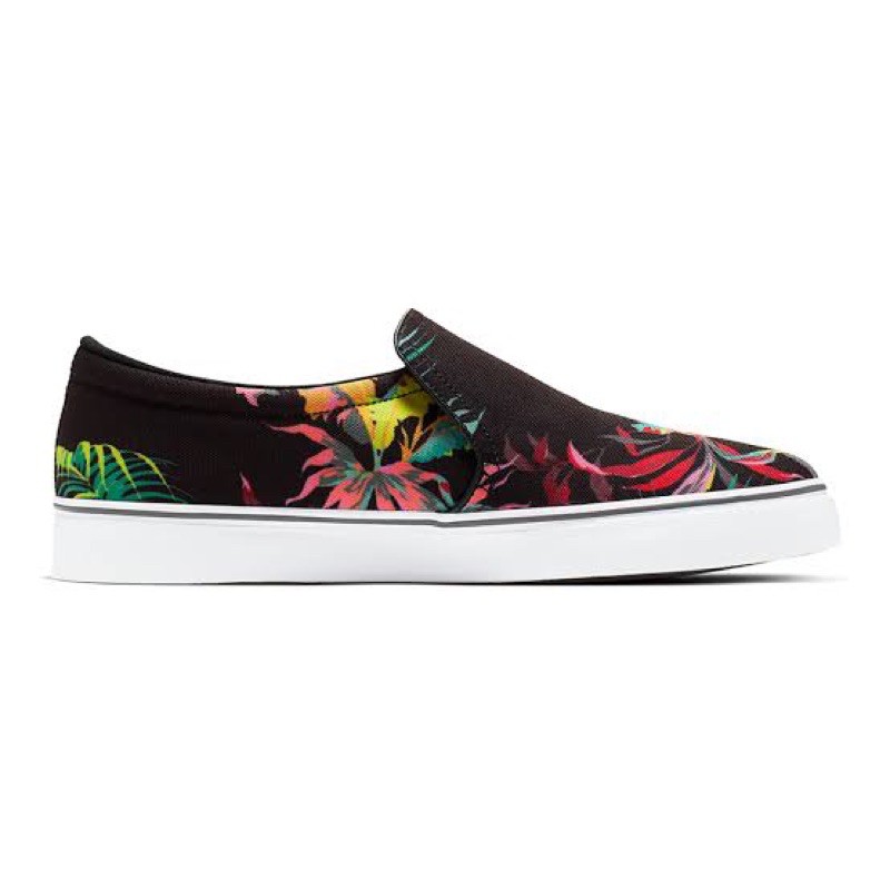 Floral nike hotsell slip ons