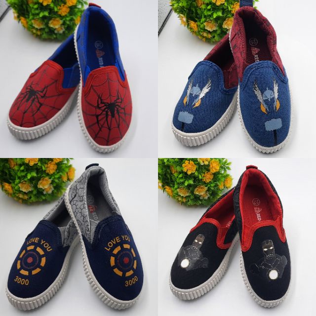 Superhero on sale kids shoes